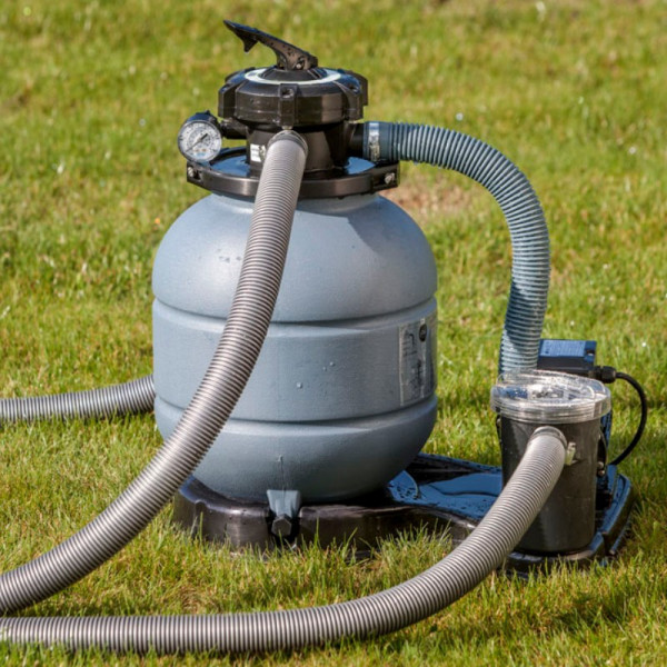 Kit piscine hors sol acier ovale Louko avec renforts apparents