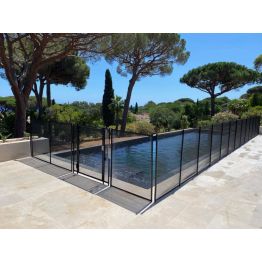 Barrière piscine Beethoven noir piquets noirs 2